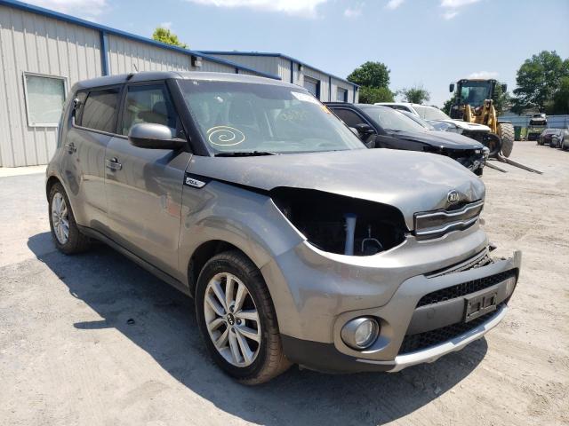 KIA SOUL + 2019 with VIN KNDJP3A52K7640152 - Photo from auction