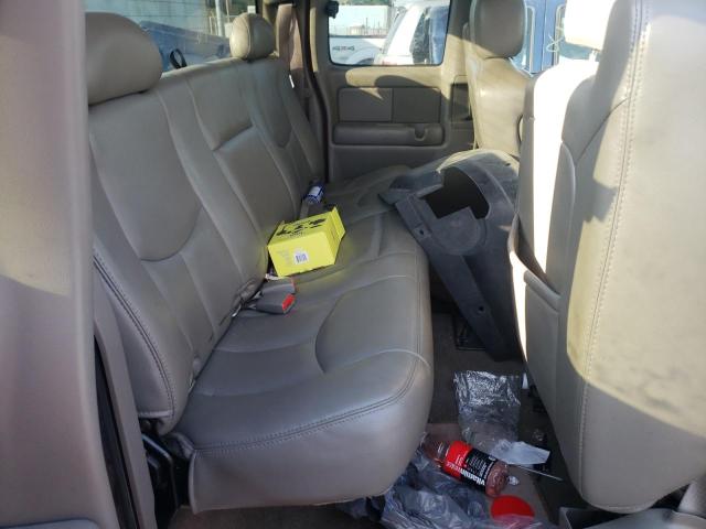 Photo 6 from auction – 2005 CHEVROLET SILVERADO with VIN 1GCEK19B75E118695