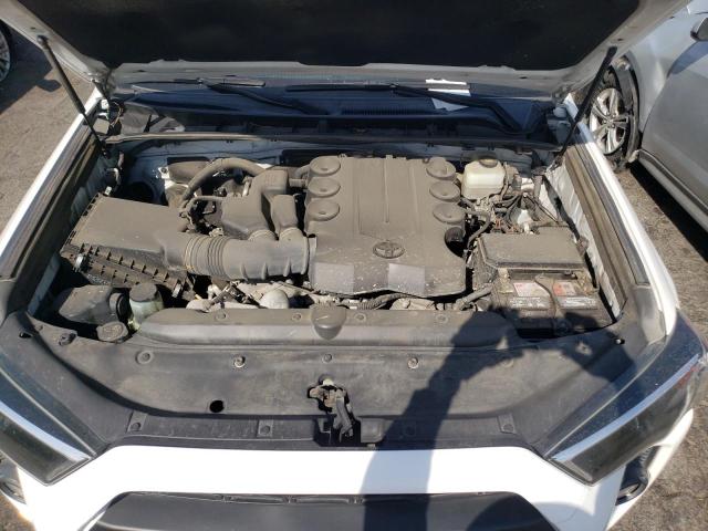 Photo 7 from auction – 2018 TOYOTA 4RUNNER SR with VIN JTEBU5JRXJ5522125