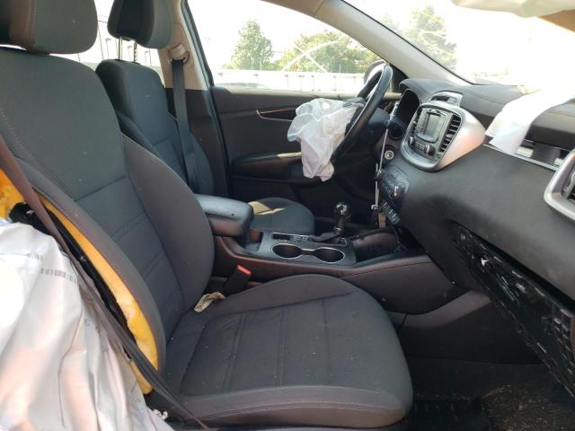 Photo 5 from auction – 2016 KIA SORENTO LX with VIN 5XYPGDA32GG097698