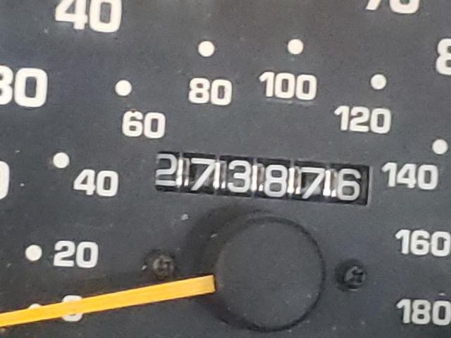 Photo 8 from auction – 1998 TOYOTA 4RUNNER SR with VIN JT3GN86RXW0083888