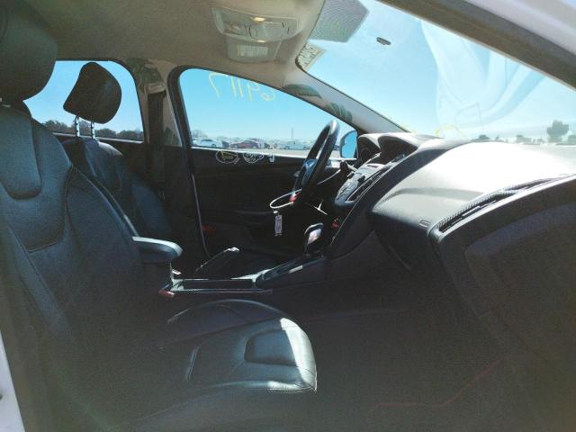Photo 5 from auction – 2016 FORD FOCUS SE with VIN 1FADP3K23GL339962