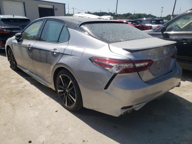 Photo 3 from auction – 2018 TOYOTA CAMRY with VIN 4T1B61HK2JU155979