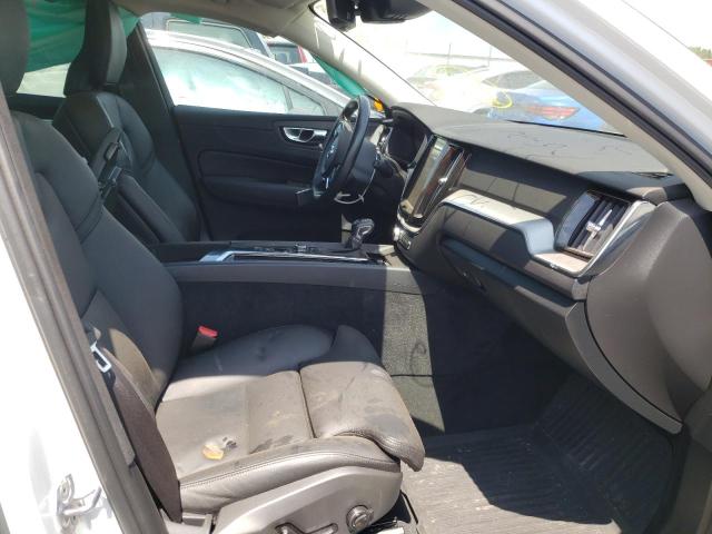 Photo 5 from auction – 2019 VOLVO XC60 T5 with VIN LYV102RK6KB319817