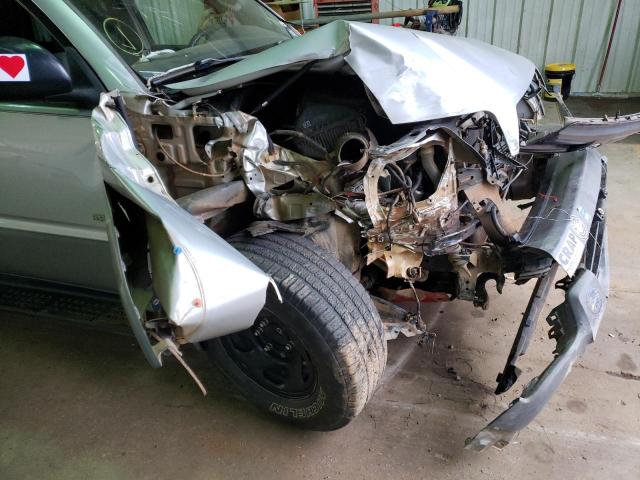 Photo 9 from auction – 2003 TOYOTA 4RUNNER SR with VIN JTEZT14R830004746