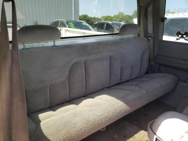 Photo 6 from auction – 1998 CHEVROLET 136 with VIN 2GCEC19R7W1111064