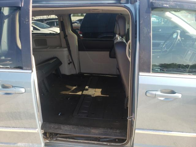 Photo 6 from auction – 2010 CHRYSLER TOWN & COU with VIN 2A4RR8DX6AR421628