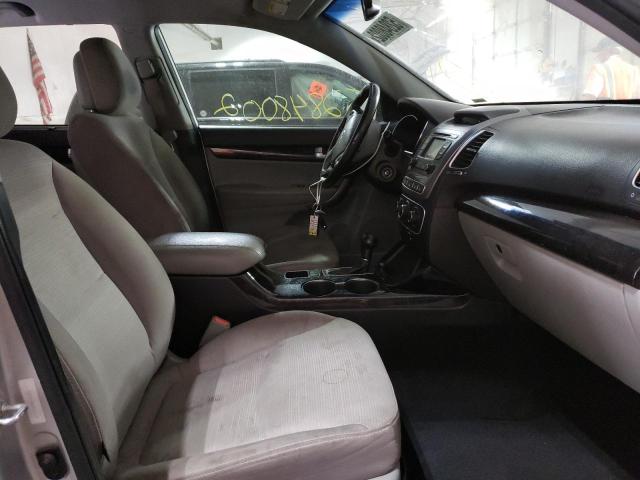 Photo 5 from auction – 2014 KIA SORENTO LX with VIN 5XYKTCA60EG506479