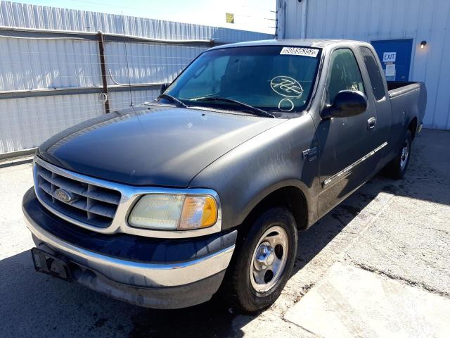 Photo 2 from auction – 2003 FORD F150 with VIN 1FTRX17W33NB40621
