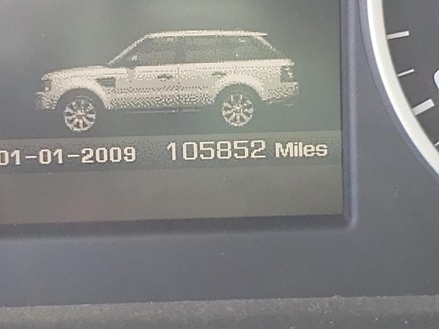 Photo 8 from auction – 2011 LAND ROVER RANGE ROVE with VIN SALSF2D46BA702622