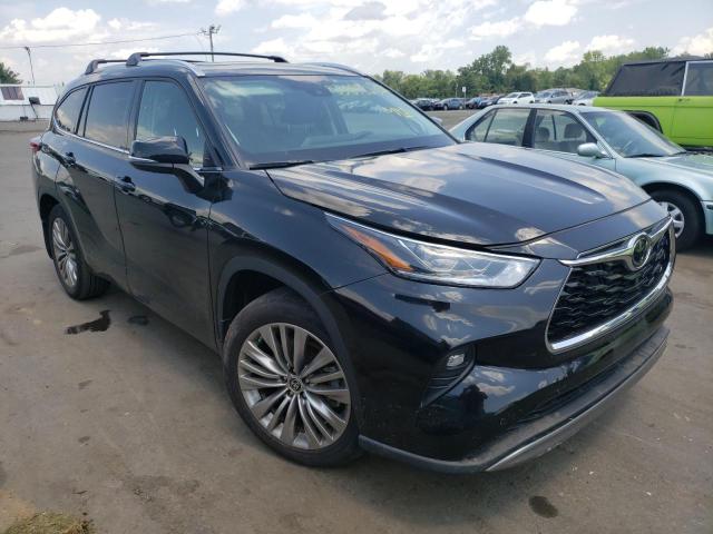 TOYOTA HIGHLANDER 2022 with VIN 5TDFZRBH0NS175098 - Photo from auction