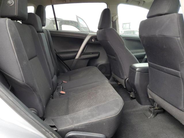 Photo 6 from auction – 2017 TOYOTA RAV4 XLE with VIN 2T3RFREV1HW668847