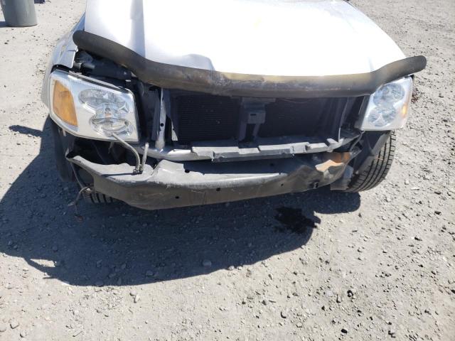 Photo 9 from auction – 2006 GMC ENVOY with VIN 1GKDT13S762212200
