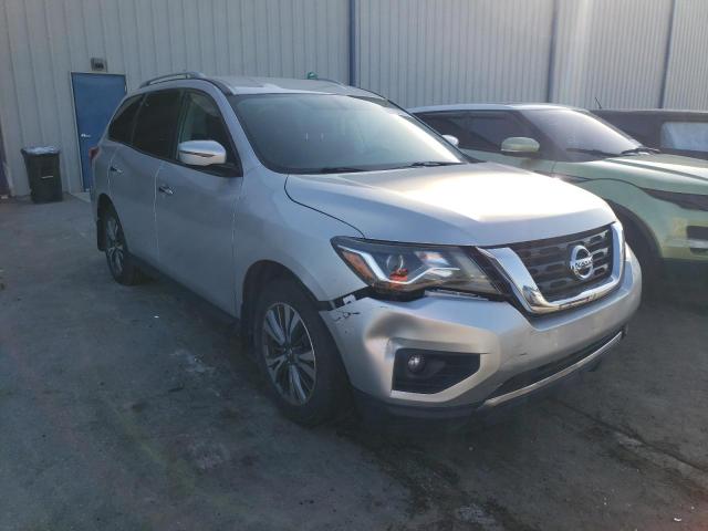 NISSAN PATHFINDER 2017 with VIN 5N1DR2MN6HC641944 - Photo from auction
