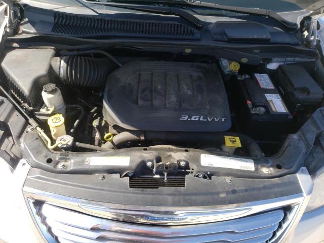 Photo 7 from auction – 2012 CHRYSLER TOWN & COU with VIN 2C4RC1BG4CR313058