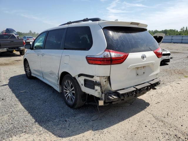 Photo 3 from auction – 2018 TOYOTA SIENNA XLE with VIN 5TDYZ3DC2JS964404