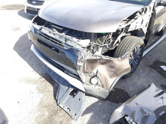 Photo 9 from auction – 2016 MITSUBISHI OUTLANDER with VIN JA4AZ3A30GZ037022