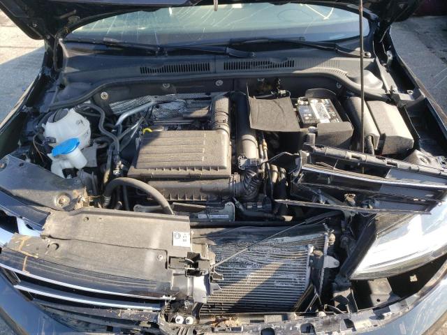 Photo 7 from auction – 2017 VOLKSWAGEN JETTA SE with VIN 3VWB67AJ2HM302368