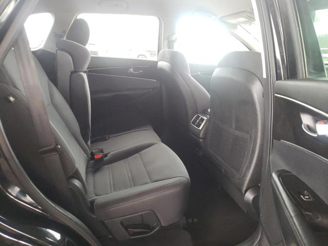 Photo 6 from auction – 2016 KIA SORENTO LX with VIN 5XYPGDA56GG048697