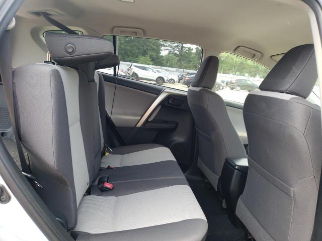 Photo 6 from auction – 2015 TOYOTA RAV4 LE with VIN JTMBFREV0FD150269