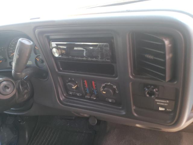 Photo 9 from auction – 2003 CHEVROLET SILVERADO with VIN 2GCEC19V931206282