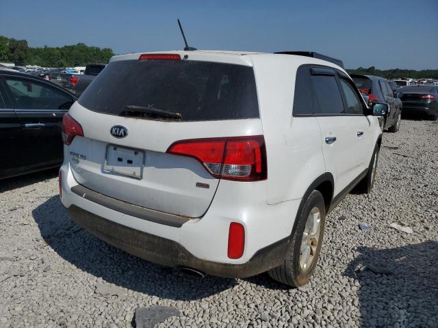 Photo 4 from auction – 2015 KIA SORENTO LX with VIN 5XYKT3A68FG590102