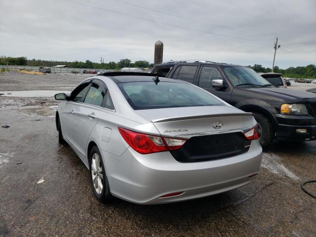 Photo 3 from auction – 2013 HYUNDAI SONATA SE with VIN 5NPEC4AC4DH716843