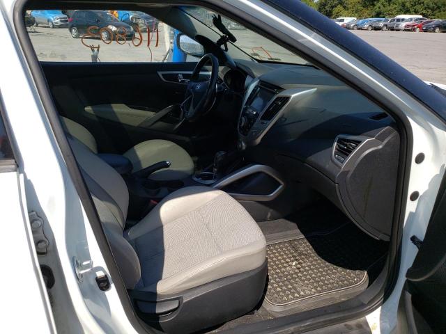 Photo 5 from auction – 2013 HYUNDAI VELOSTER with VIN KMHTC6AD6DU096042