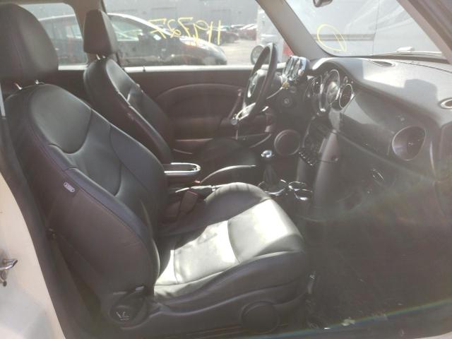 Photo 5 from auction – 2006 MINI COOPER S with VIN WMWRE33536TN25074