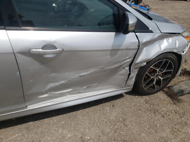 Photo 9 from auction – 2015 FORD FOCUS SE with VIN 1FADP3F20FL311500