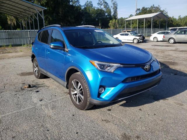 TOYOTA RAV4 XLE 2017 with VIN JTMRFREV3HJ708070 - Photo from auction