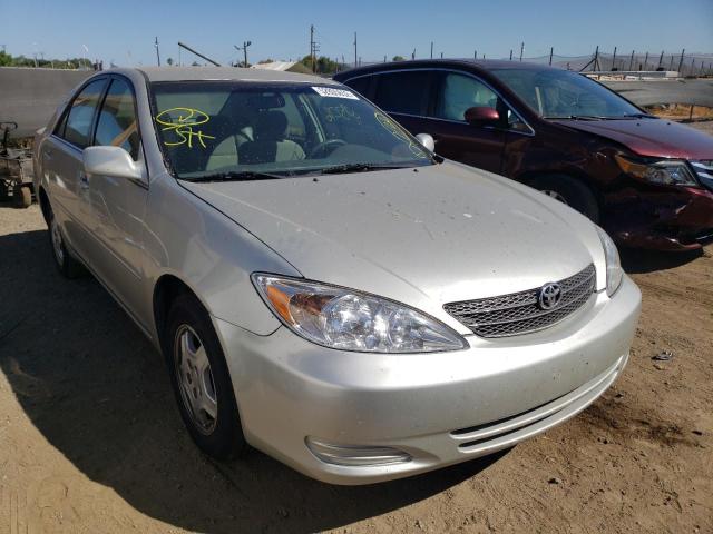TOYOTA CAMRY LE 2003 with VIN 4T1BF30K13U546406 - Photo from auction