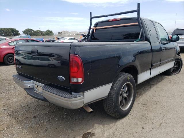 Photo 4 from auction – 2000 FORD F150 with VIN 1FTRX17L9YKB03619
