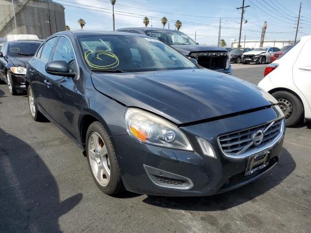 VOLVO S60 T5 2013 with VIN YV1612FHXD2170290 - Photo from auction