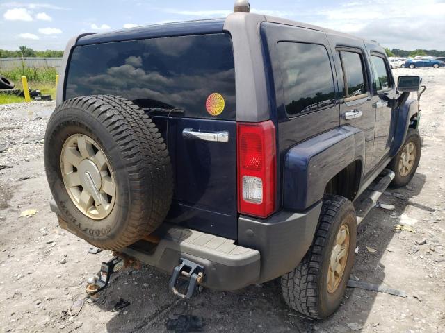 Photo 4 from auction – 2022 HUMMER H3 with VIN 5GTDN13E678223213