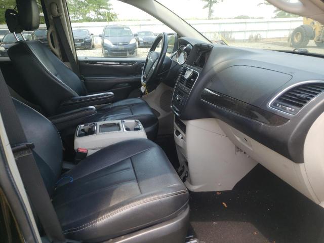 Photo 5 from auction – 2016 CHRYSLER TOWN & COU with VIN 2C4RC1BG8GR111815