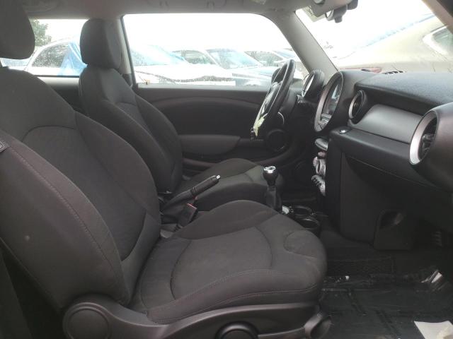 Photo 5 from auction – 2009 MINI COOPER with VIN WMWMF33599TU75633