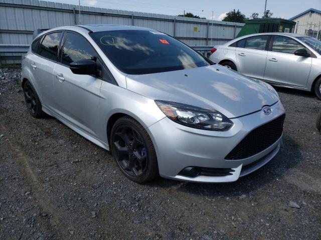 FORD FOCUS ST 2014 with VIN 1FADP3L98EL462911 - Photo from auction