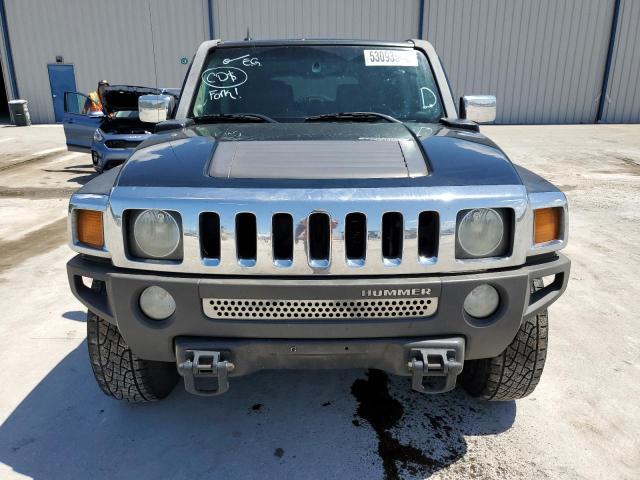Photo 9 from auction – 2006 HUMMER H3 with VIN 5GTDN136268285196