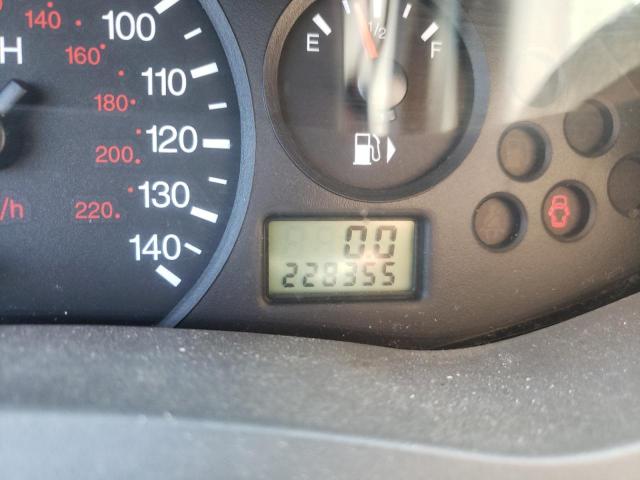 Photo 8 from auction – 2005 FORD FOCUS ZX4 with VIN 1FAFP34N35W245706
