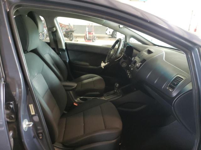 Photo 5 from auction – 2015 KIA FORTE LX with VIN KNAFX4A63F5270901