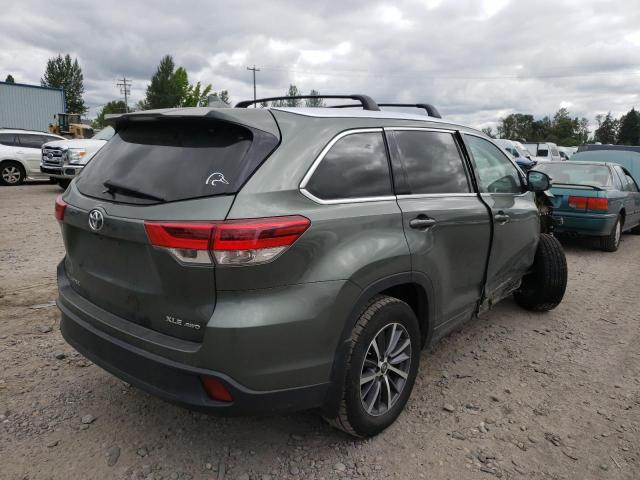 Photo 4 from auction – 2017 TOYOTA HIGHLANDER with VIN 5TDJZRFH6HS438459