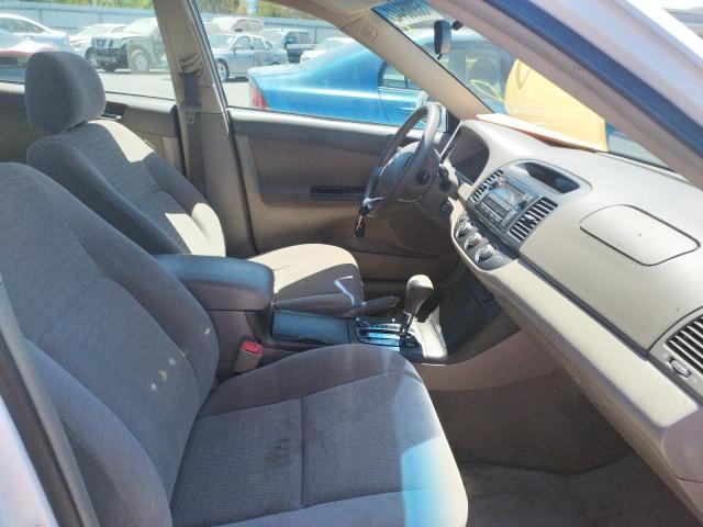 Photo 5 from auction – 2005 TOYOTA CAMRY LE with VIN 4T1BF30K85U620651
