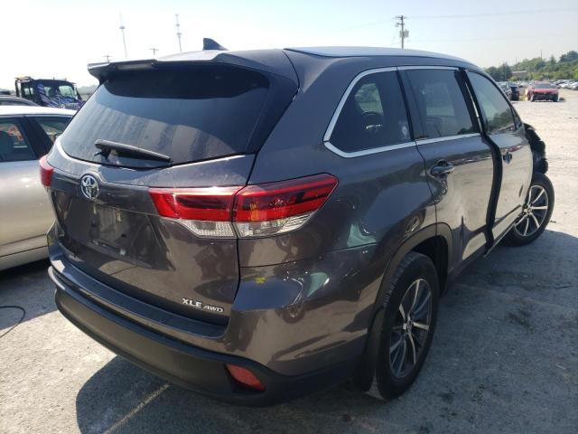 Photo 4 from auction – 2019 TOYOTA HIGHLANDER with VIN 5TDJZRFH1KS563263