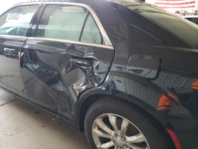 Photo 9 from auction – 2017 CHRYSLER 300 LIMITE with VIN 2C3CCARG4HH604141