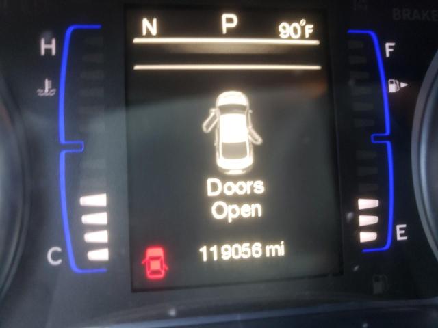 Photo 8 from auction – 2015 CHRYSLER 200 LIMITE with VIN 1C3CCCAB2FN655752