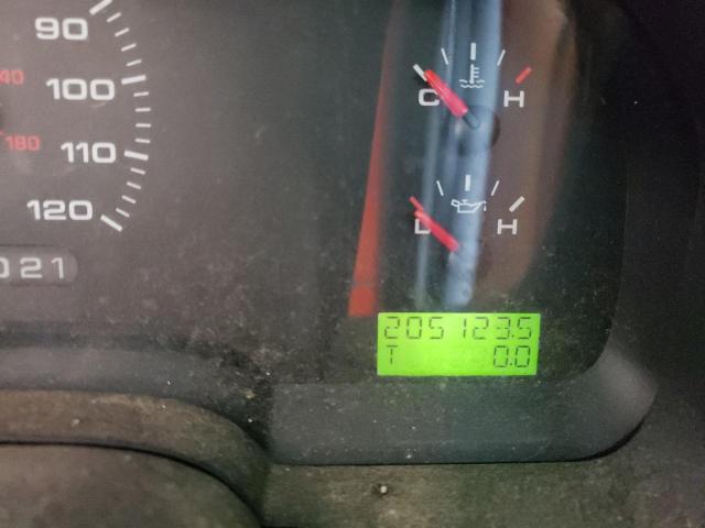 Photo 8 from auction – 2005 FORD F150 with VIN 1FTRF12W55NA97400