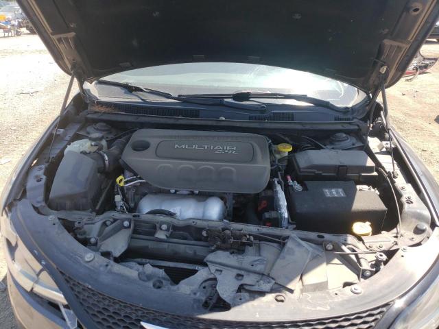 Photo 7 from auction – 2015 CHRYSLER 200 S with VIN 1C3CCCBB3FN641681