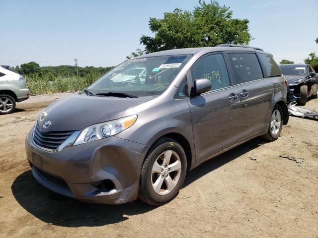 Photo 2 from auction – 2015 TOYOTA SIENNA LE with VIN 5TDKK3DC6FS668335