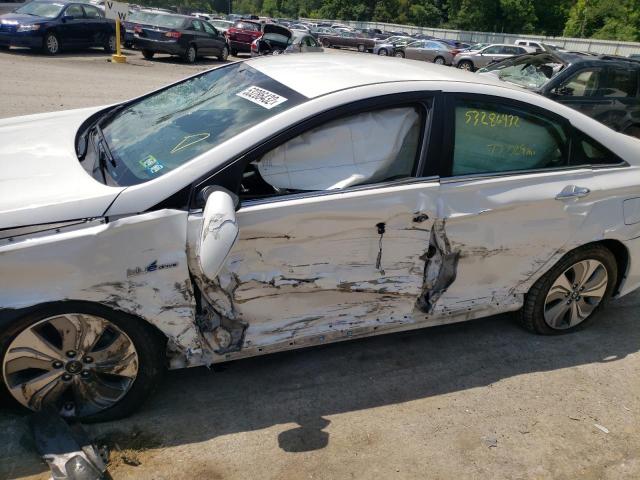 Photo 9 from auction – 2013 HYUNDAI SONATA HYB with VIN KMHEC4A40DA077338